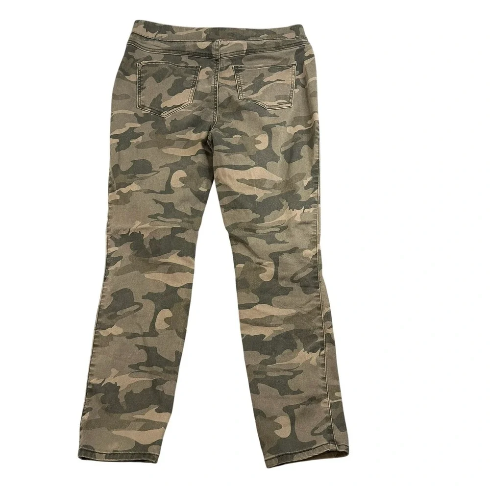 SOUNDSTYLE NY Women Camo Pull AnklePants Platinum Stretch Slimming Technology